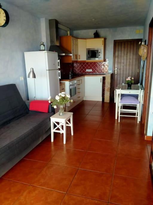 Apartamento Con Vistas Al Mar 阿罗纳 外观 照片
